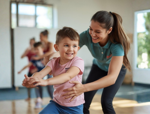 Parent et enfant participant à une activité de motricité et d'éveil corporel favorisant le mouvement, la coordination et la complicité.