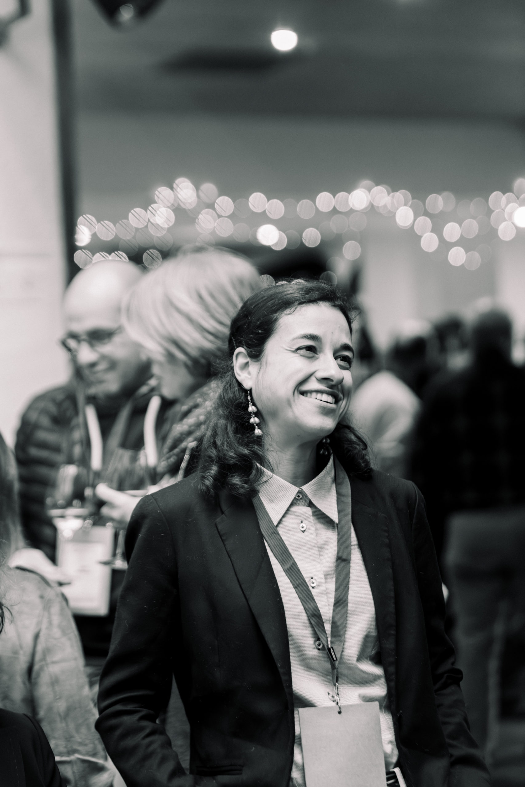 Portrait de Sana Dieudonne, la conférencière.